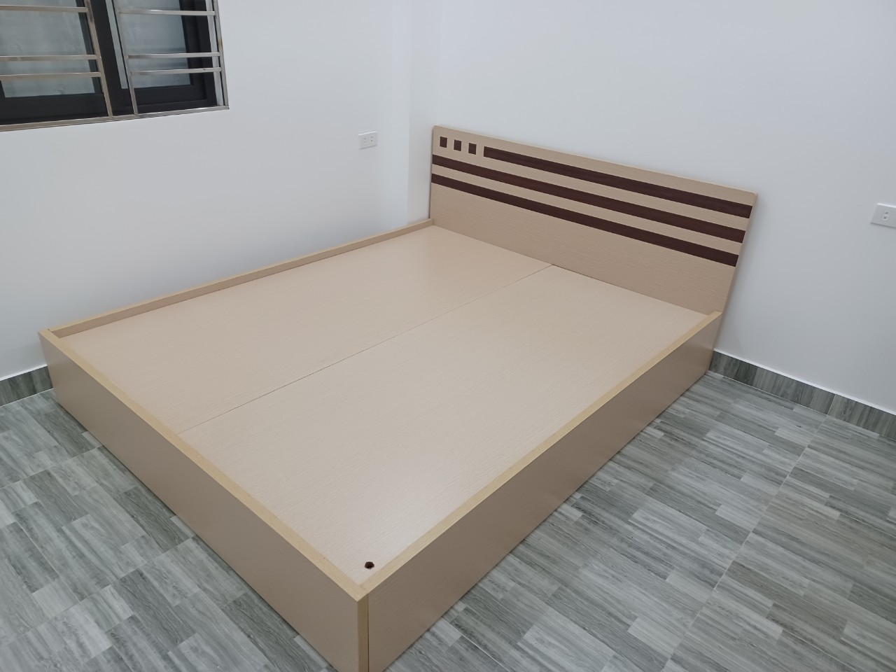 Giuờng Gỗ Công Nghiệp 1M5 *1M9 Hải Phòng.